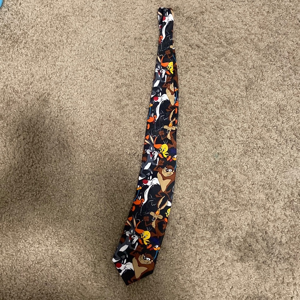 Looney Tunes Character Tie Disney